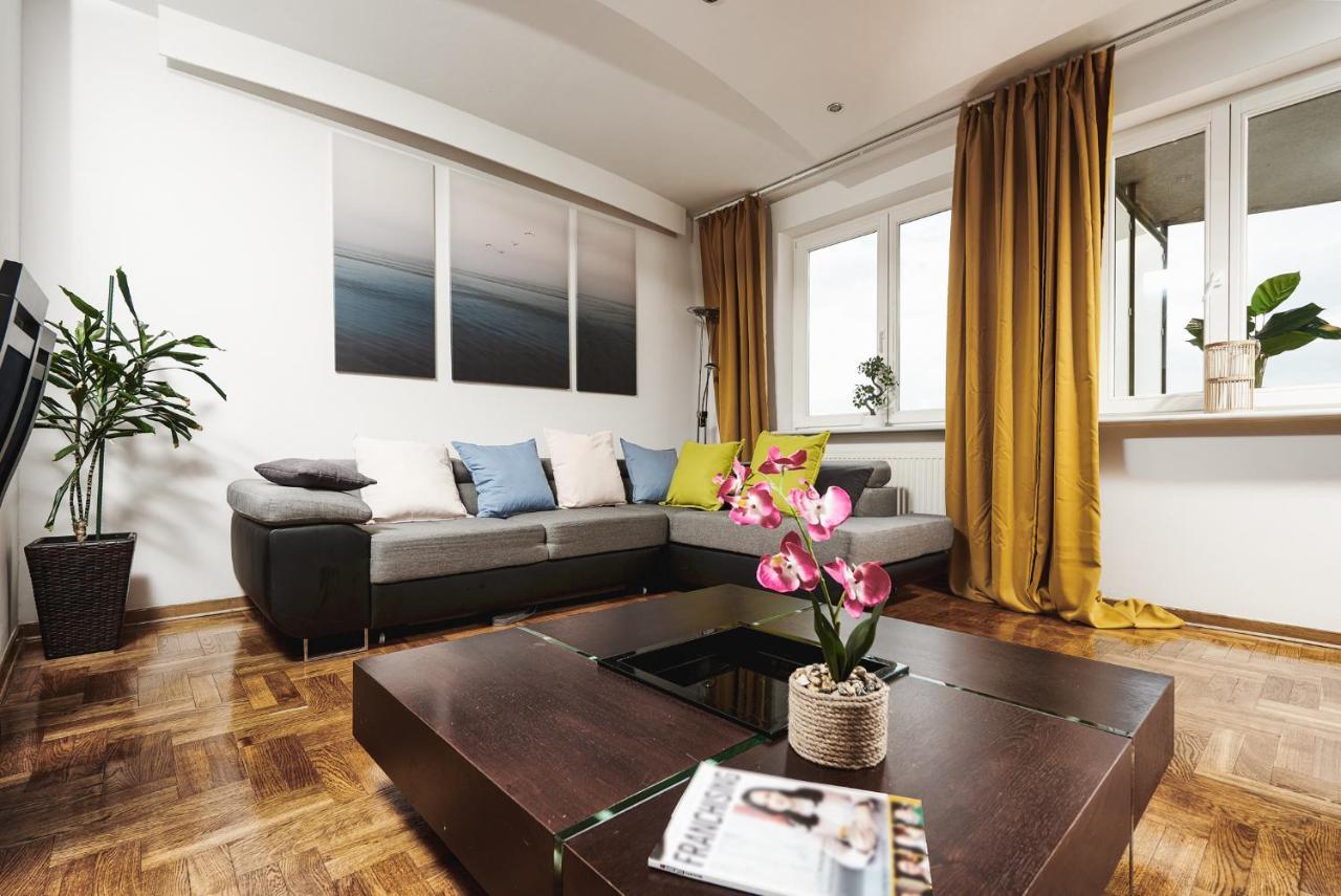 Apartament Lumina Spacious Near The Railway Station *