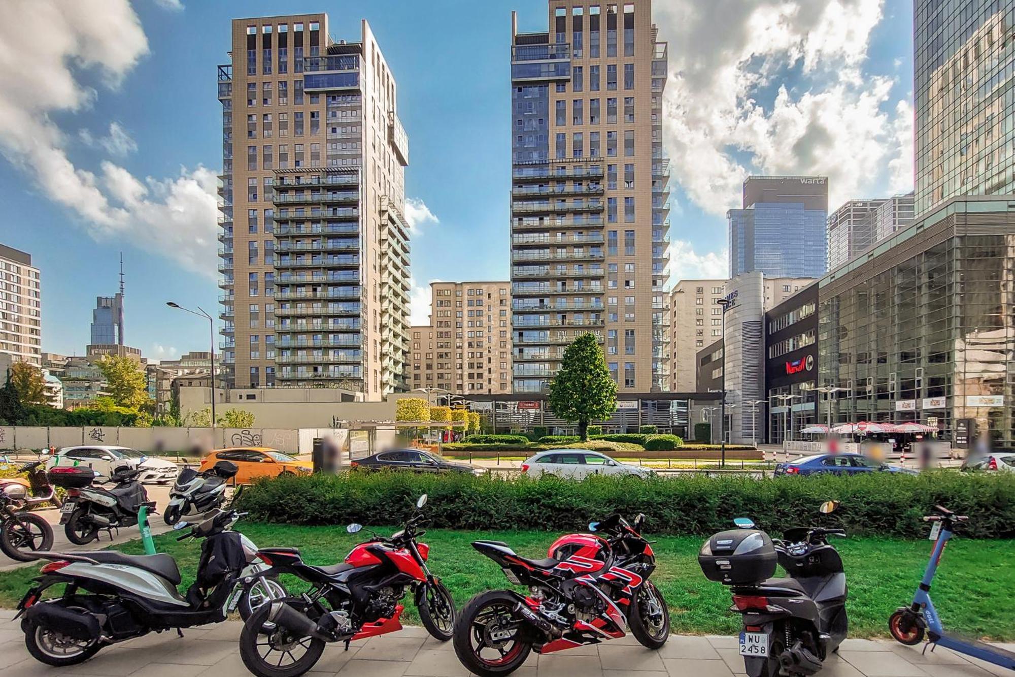 Lumina Spacious Near The Railway Station Apartament Warszawa